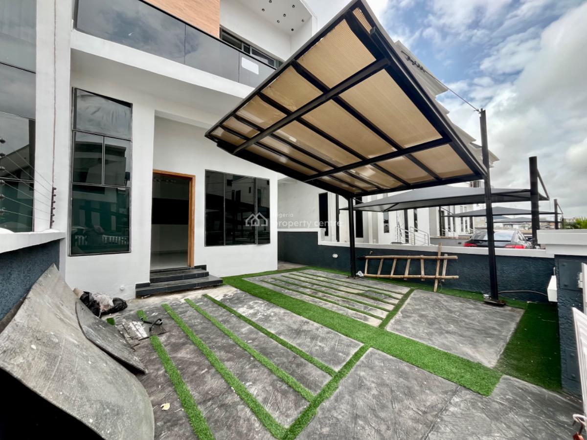 Charming 3-bedroom Semi-detached Duplex with Bq -- Chevron Axis, Chevron, Lekki, Lagos, Semi-detached Duplex for Rent