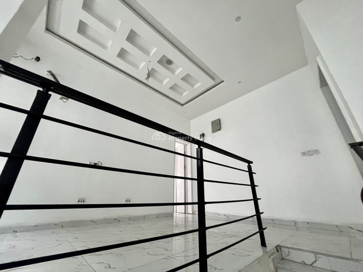Charming 3-bedroom Semi-detached Duplex with Bq -- Chevron Axis, Chevron, Lekki, Lagos, Semi-detached Duplex for Rent