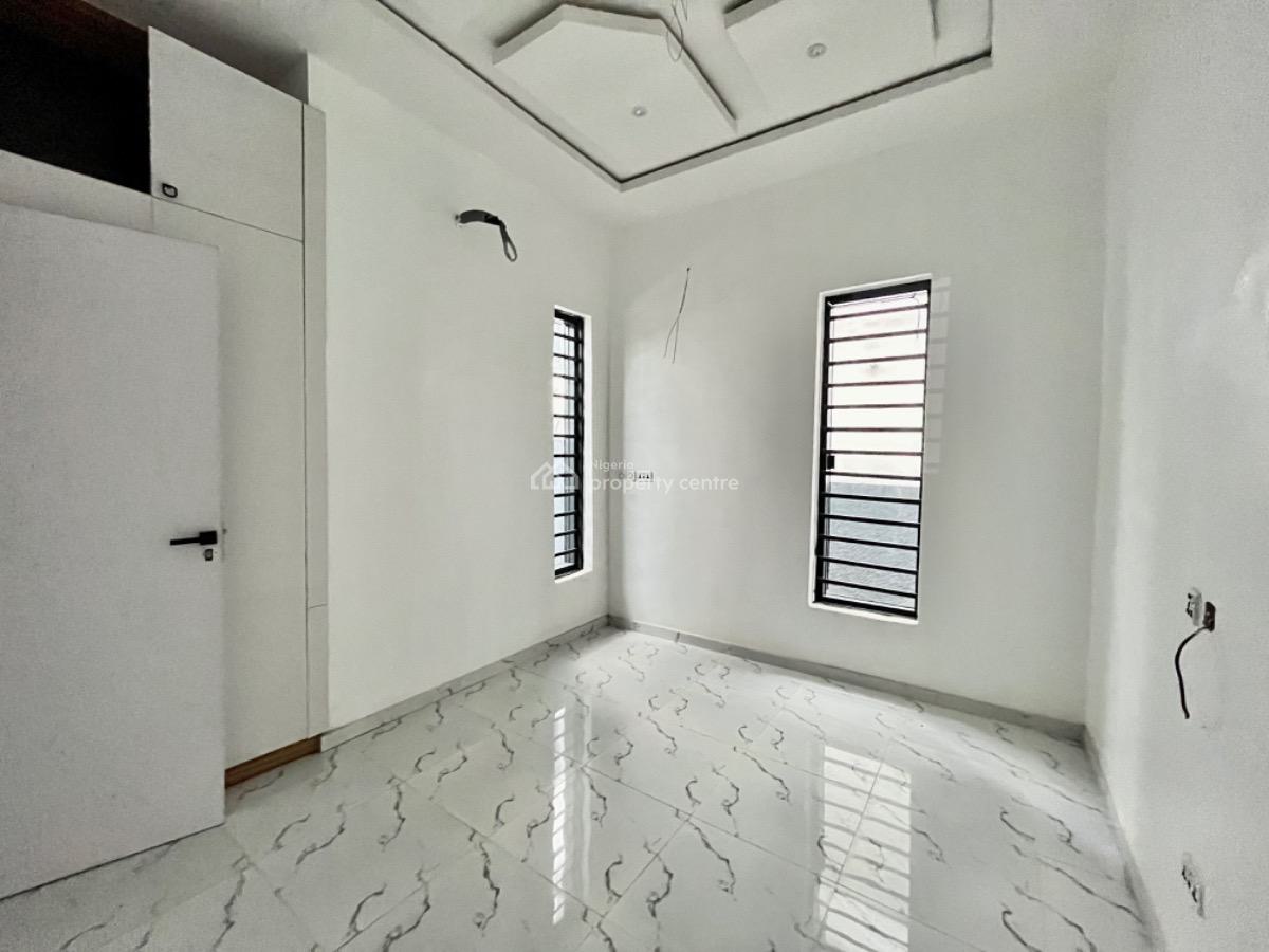 Charming 3-bedroom Semi-detached Duplex with Bq -- Chevron Axis, Chevron, Lekki, Lagos, Semi-detached Duplex for Rent