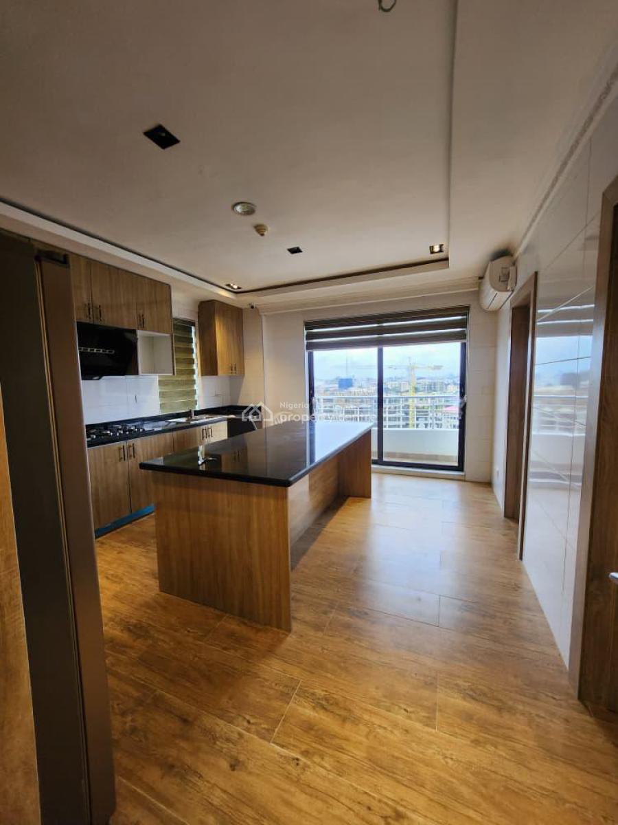 Luxury 4-bedroom Penthouse with Bq (water & City View), Lekki Phase 1, Lekki, Lagos, Flat / Apartment for Rent