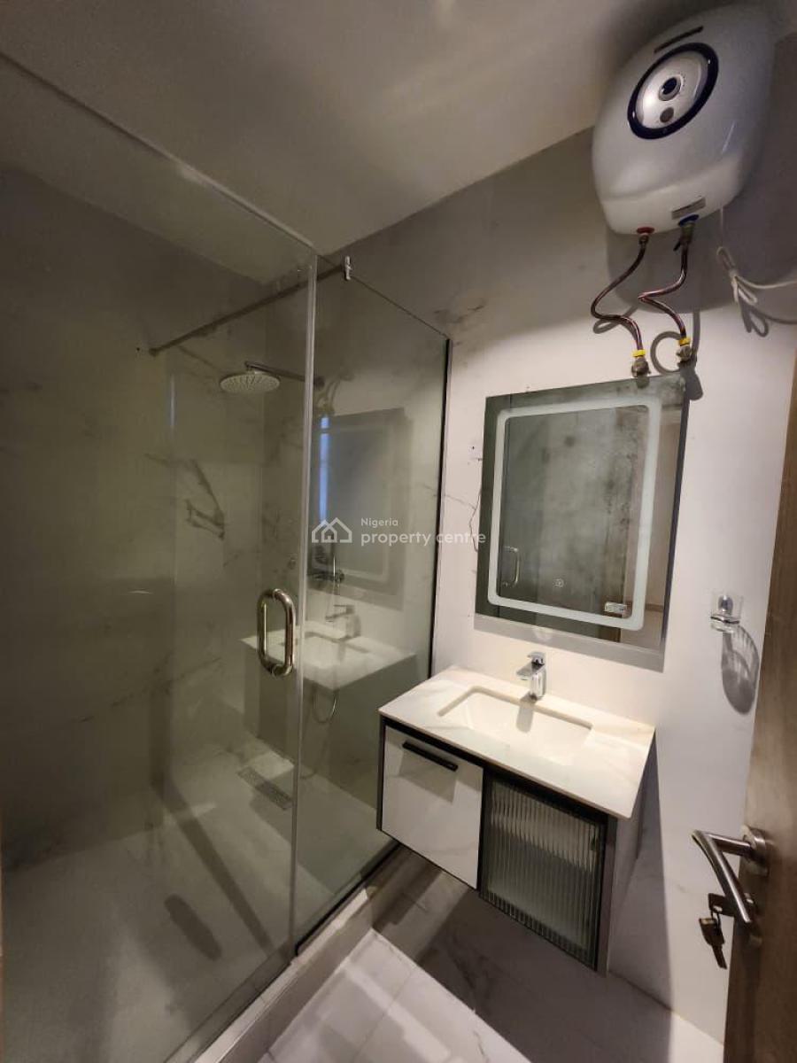 Luxury 4-bedroom Penthouse with Bq (water & City View), Lekki Phase 1, Lekki, Lagos, Flat / Apartment for Rent