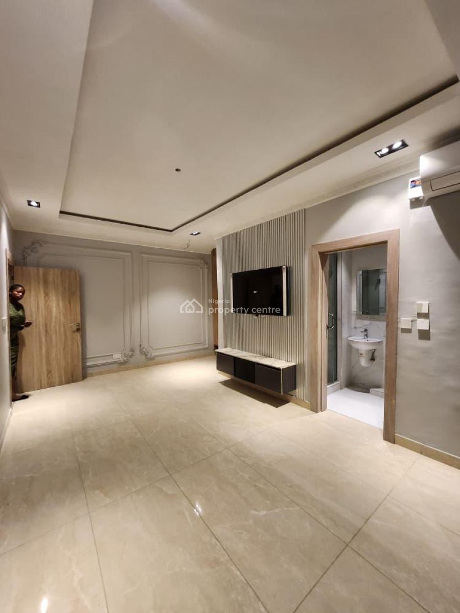 Luxury 4-bedroom Penthouse with Bq (water & City View), Lekki Phase 1, Lekki, Lagos, Flat / Apartment for Rent