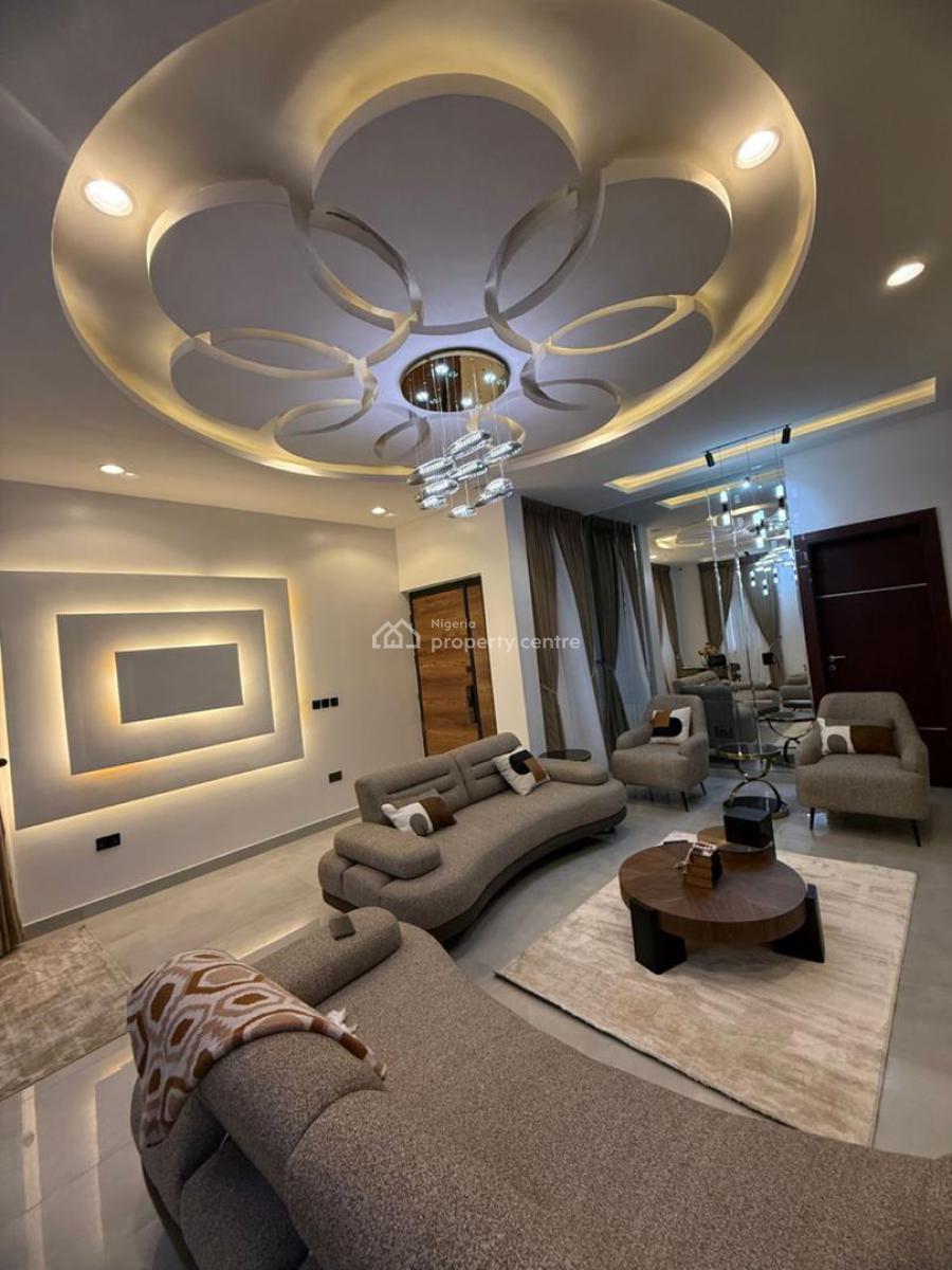 4 Bedroom( Selfcompound) Snooker & Ps5, Surulere, Lagos, Flat / Apartment Short Let