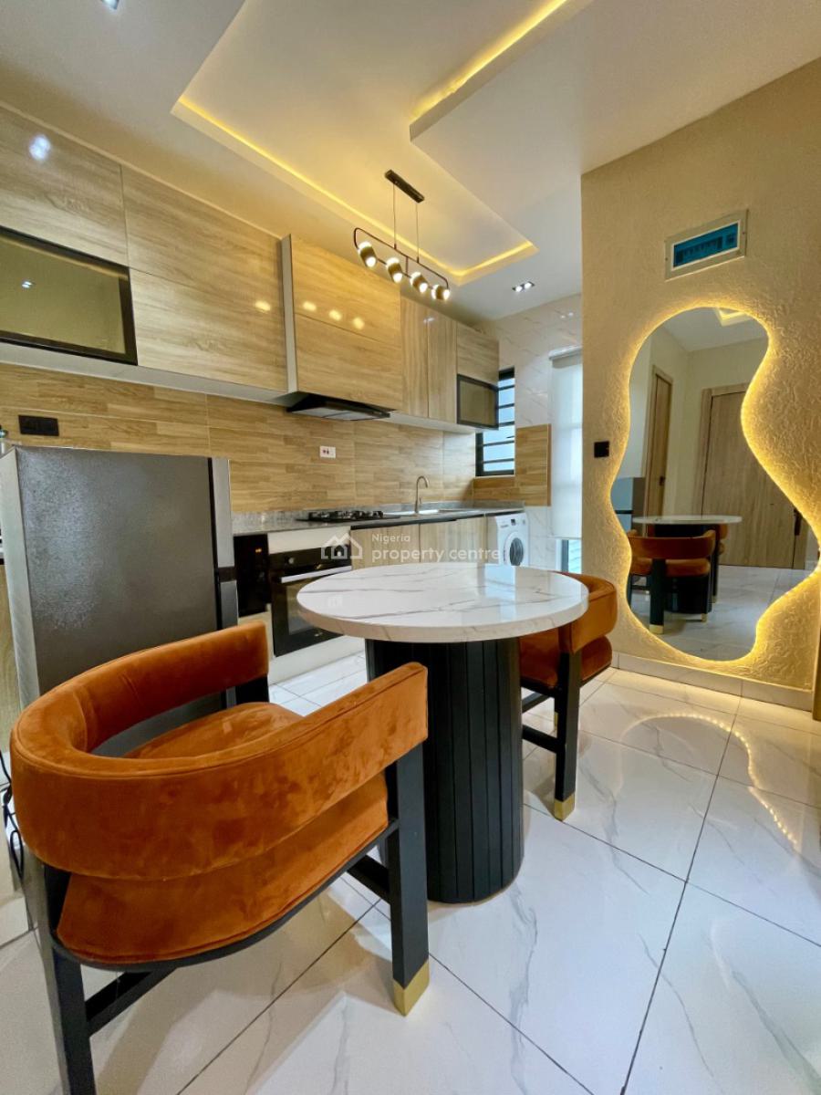 Luxury 1bedroom with Ps5 & 2balconies, Ologolo, Ologolo, Lekki, Lagos, Flat / Apartment Short Let