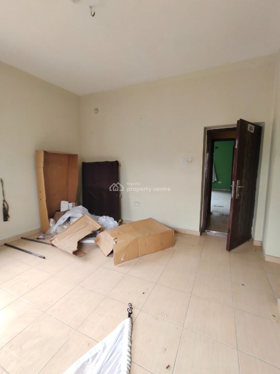 Sharp 3 Bedrooms Apartment, Olokonla, Ajah, Lagos, Flat / Apartment for Rent