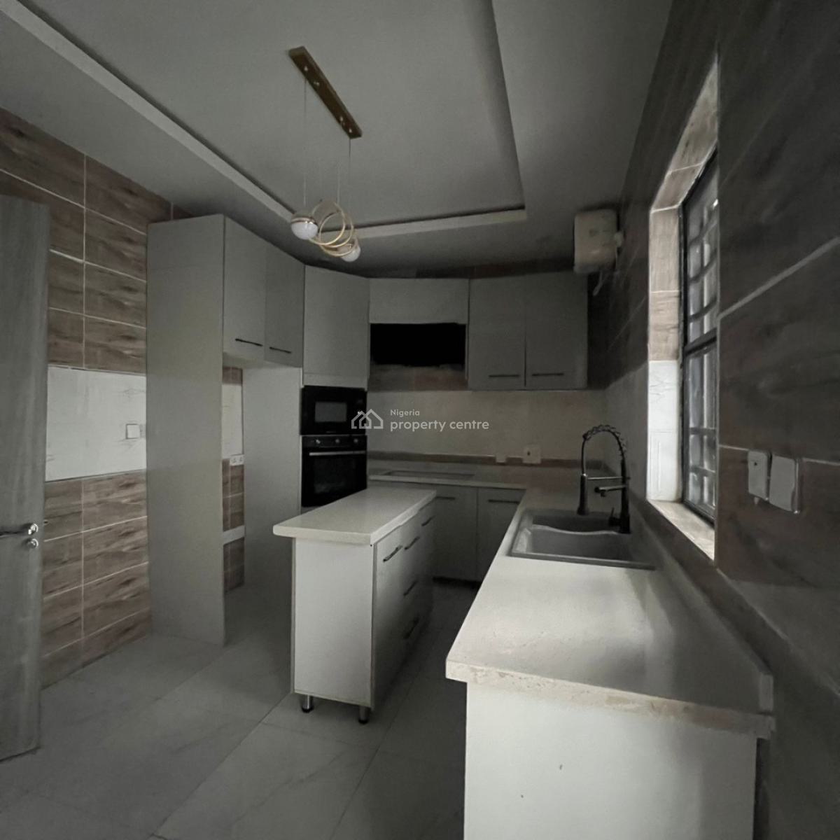 5bedrooms Semi Detached Duplex with Bq Available, Ikate Lekki, Lekki, Lagos, Semi-detached Duplex for Sale