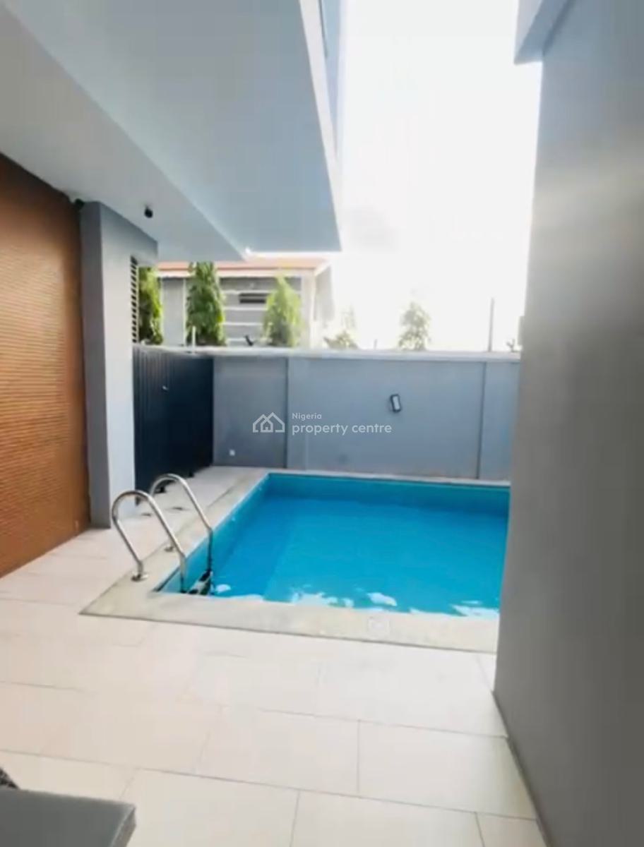 Luxury 2 Bedroom Apartment + Swimming Pool, Gym, Elevator, Lekki Phase 1, Lekki, Lagos, Flat / Apartment for Rent