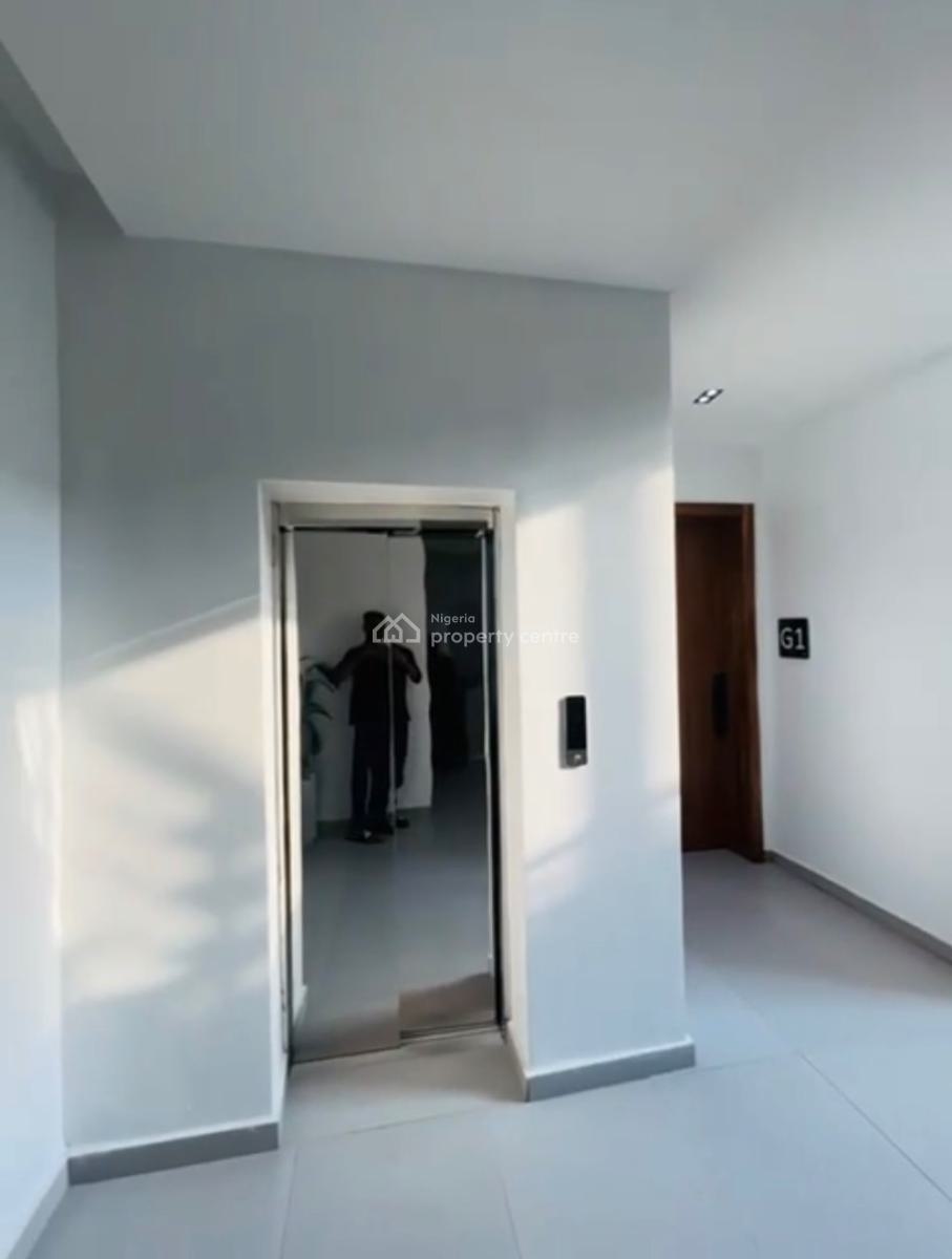 Luxury 2 Bedroom Apartment + Swimming Pool, Gym, Elevator, Lekki Phase 1, Lekki, Lagos, Flat / Apartment for Rent