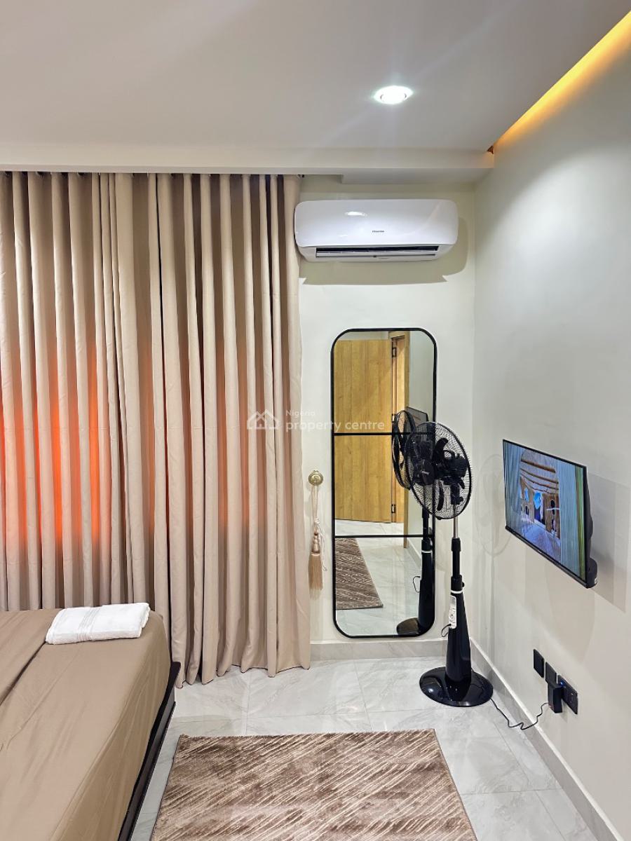 1-bedroom Condo with Balcony in Wuse 2, 3 Sorotona Close, Wuse 2, Abuja, Mini Flat (room and Parlour) Short Let
