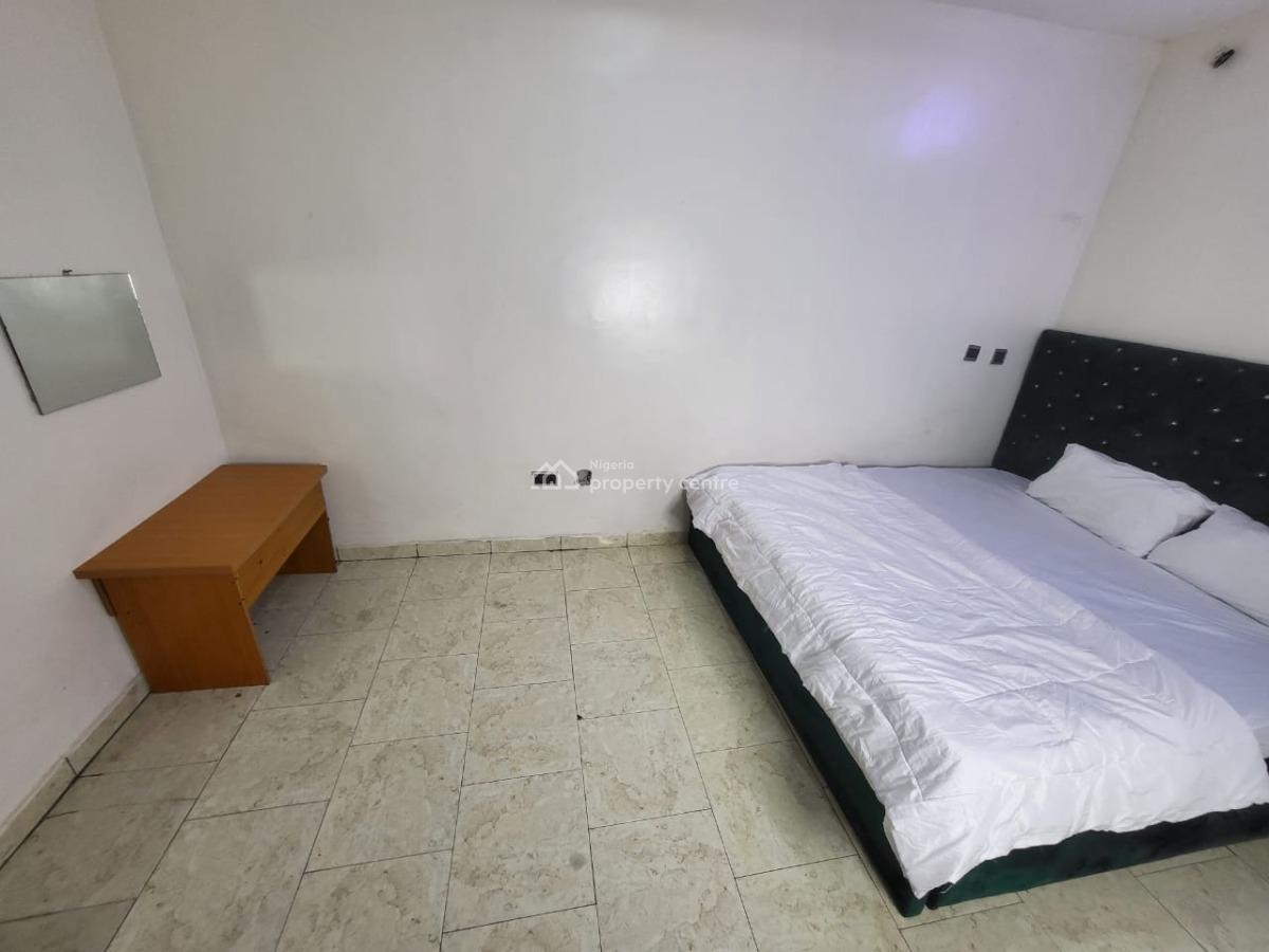 a Room and Palour Self Contained, Twins Garden Estates, Ibeju Lekki, Lagos, Mini Flat (room and Parlour) Short Let