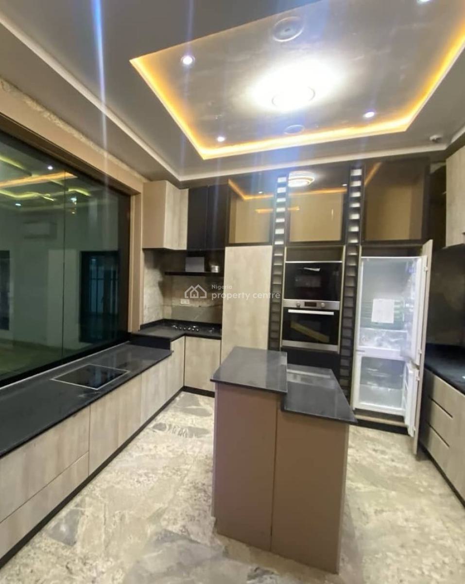 5 Bedrooms Detached Duplex, Guzape District, Abuja, Detached Duplex for Sale