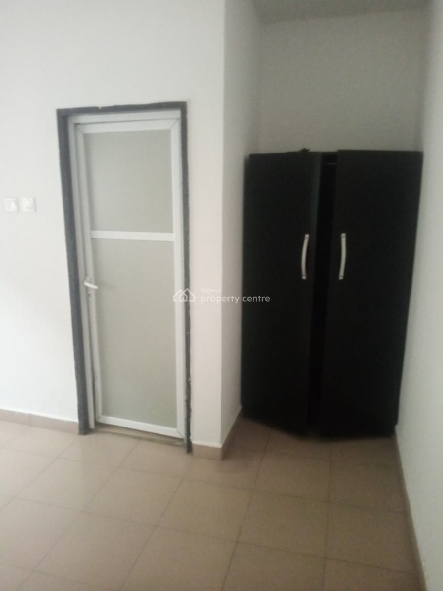 Standard and Spacious 2 Bedroom Apartment, Westwood Estate, Badore, Ajah, Lagos, Flat / Apartment for Rent