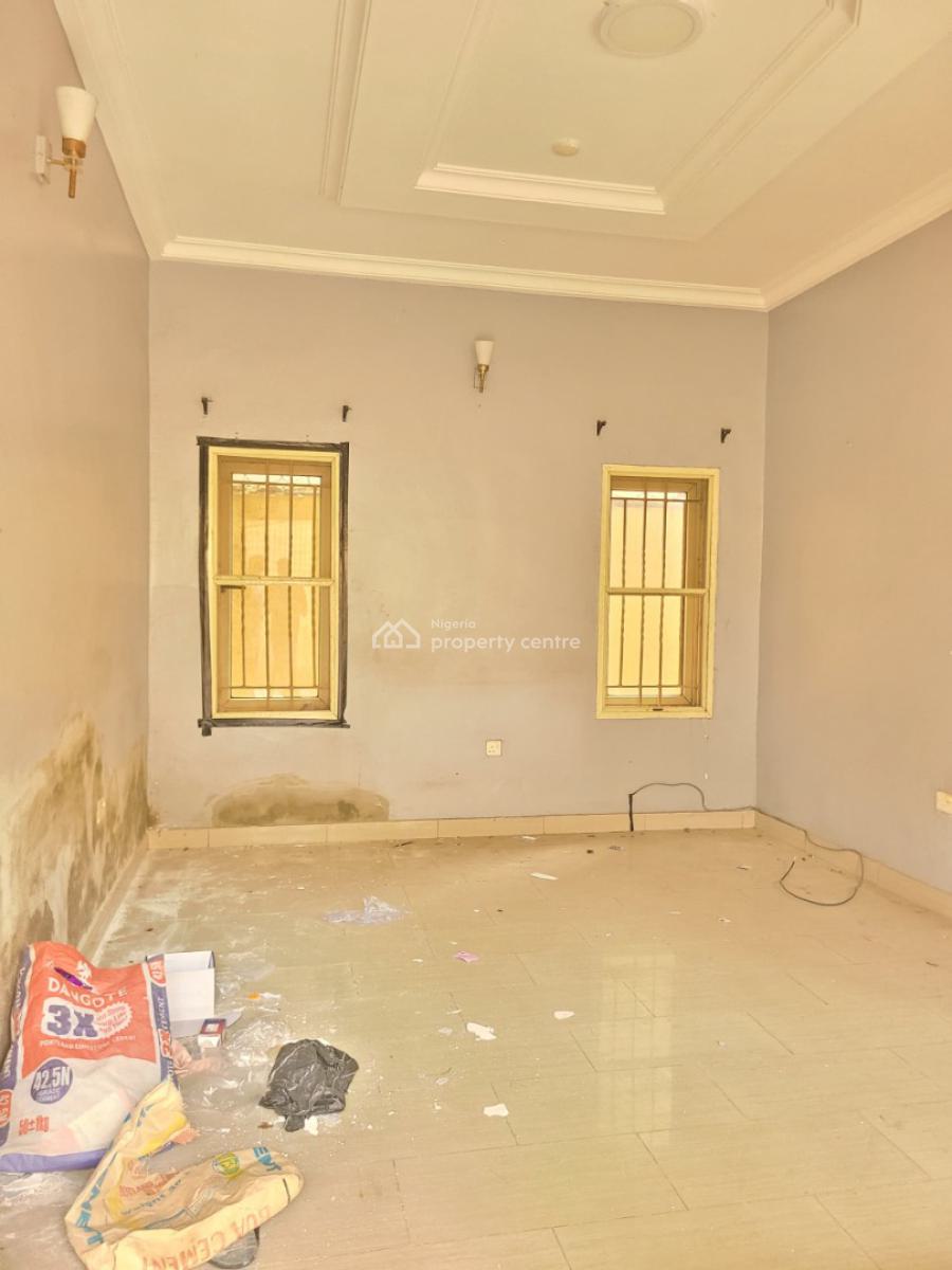 Standard and Sharp 2 Bedroom Apartment, Mobile Road, Ilaje, Ajah, Lagos, Flat / Apartment for Rent