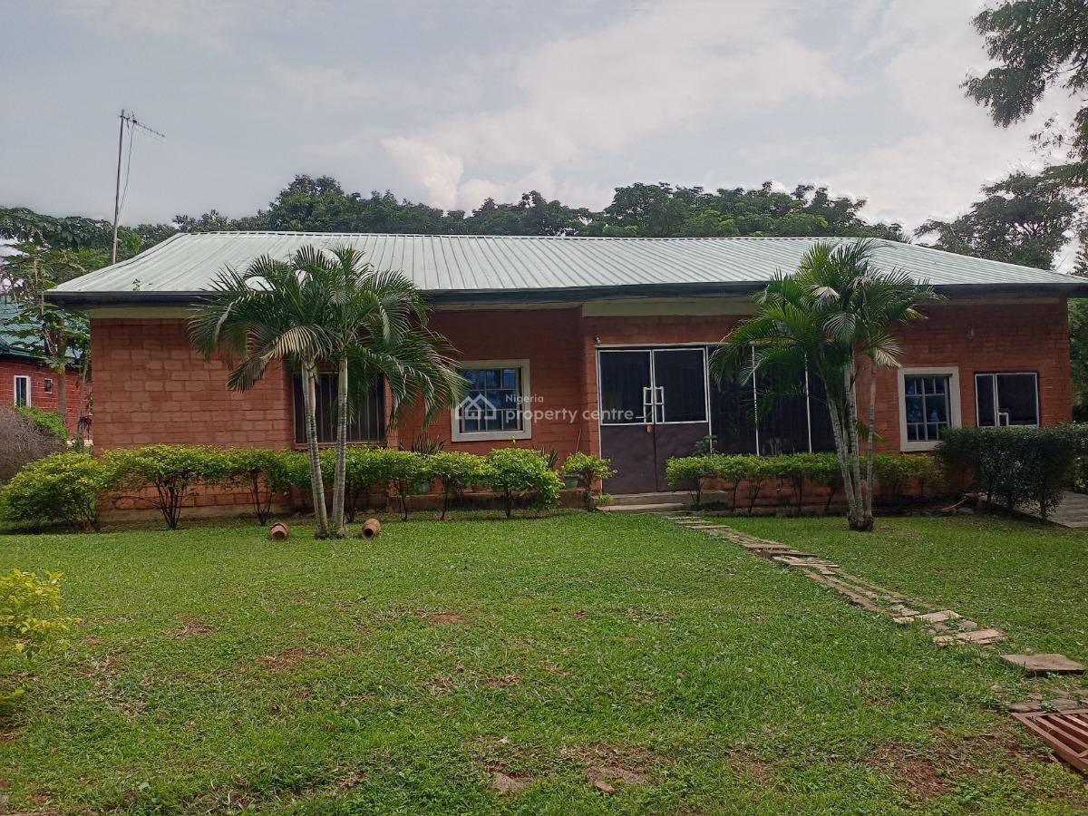 5 Bedrooms Bungalow on a Land of 1,500 Square Meter, By Nigeria Army War College, By The Presidential Villa, Asokoro District, Abuja, Detached Bungalow for Sale