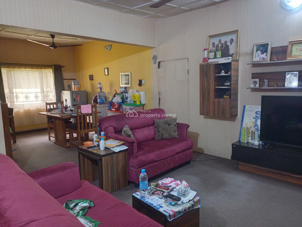 5 Bedrooms Bungalow on a Land of 1,500 Square Meter, By Nigeria Army War College, By The Presidential Villa, Asokoro District, Abuja, Detached Bungalow for Sale