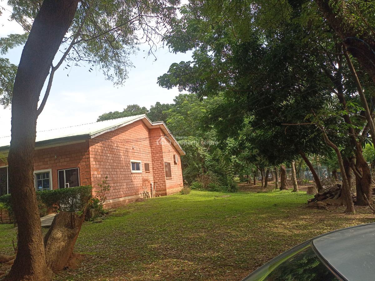 5 Bedrooms Bungalow on a Land of 1,500 Square Meter, By Nigeria Army War College, By The Presidential Villa, Asokoro District, Abuja, Detached Bungalow for Sale
