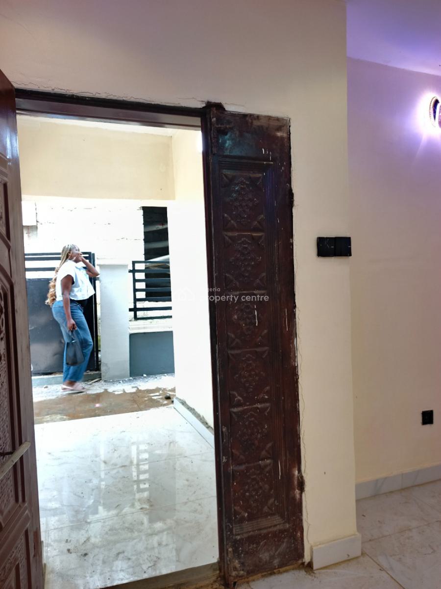 2 Bedrooms Flat, Akeran, Magboro, Ogun, Flat / Apartment for Rent