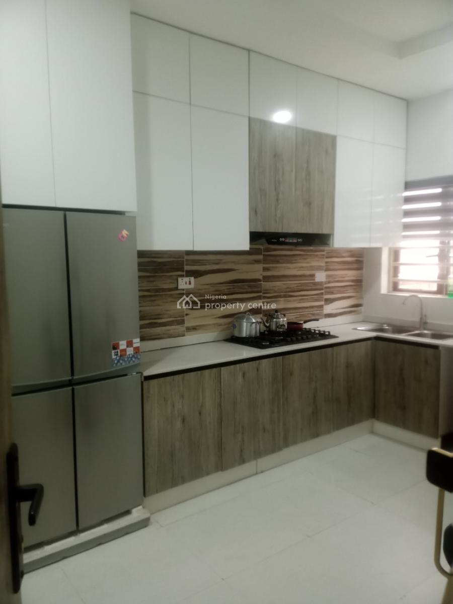 Fully Serviced and Exquisitely Furnished 4 Bedroom Terrace Duplex, Royal Pine Estate By 2nd Toll Gate Chevron, Lekki, Lagos, Terraced Duplex Short Let