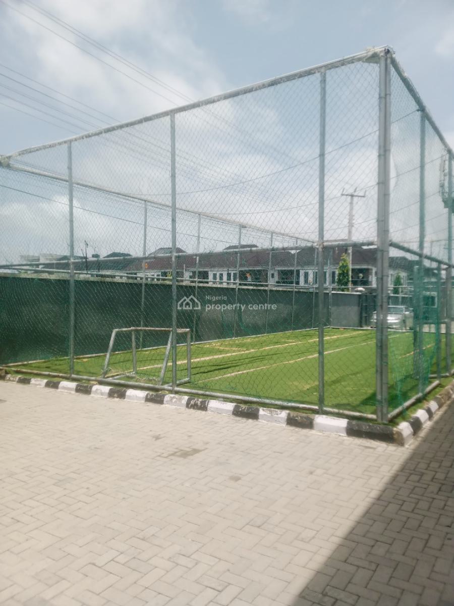Fully Serviced and Exquisitely Furnished 4 Bedroom Terrace Duplex, Royal Pine Estate By 2nd Toll Gate Chevron, Lekki, Lagos, Terraced Duplex Short Let