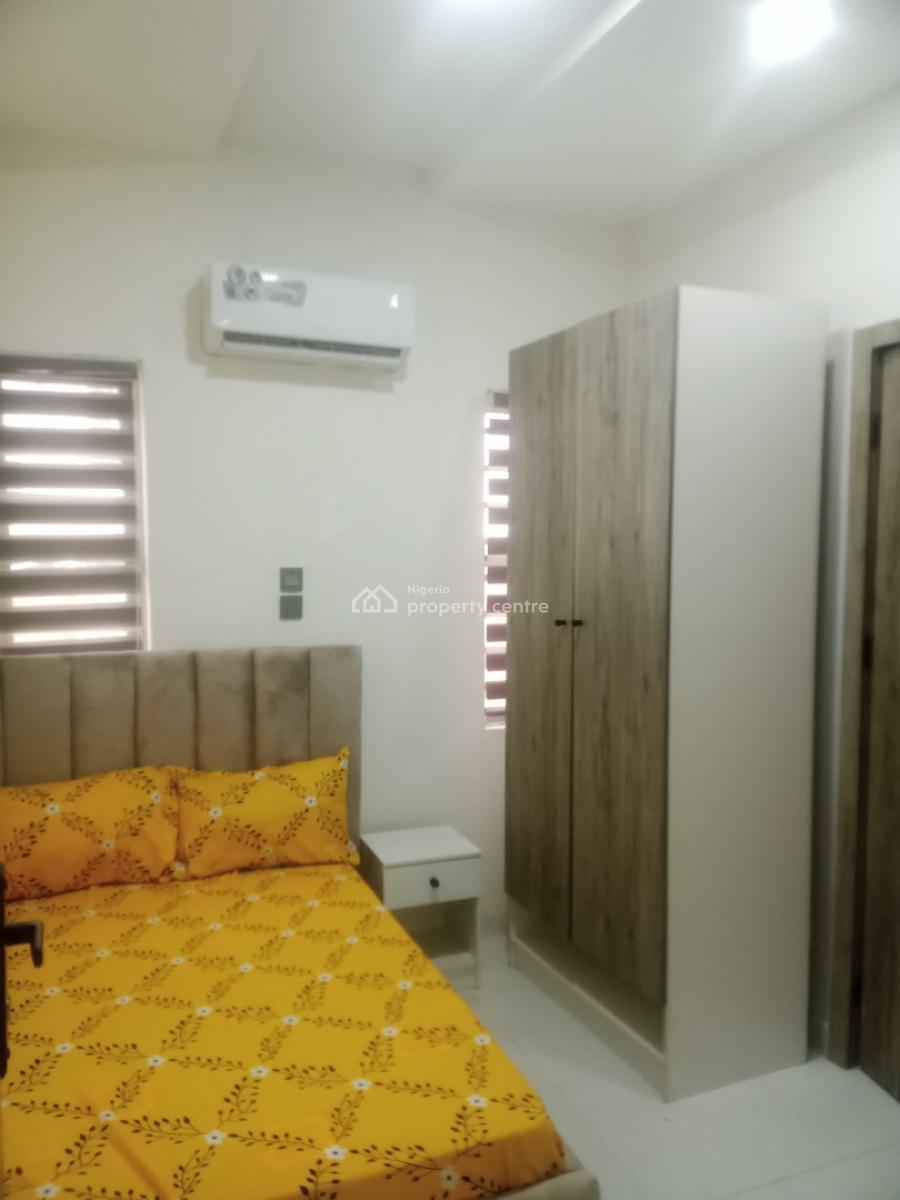 Fully Serviced and Exquisitely Furnished 4 Bedroom Terrace Duplex, Royal Pine Estate By 2nd Toll Gate Chevron, Lekki, Lagos, Terraced Duplex Short Let