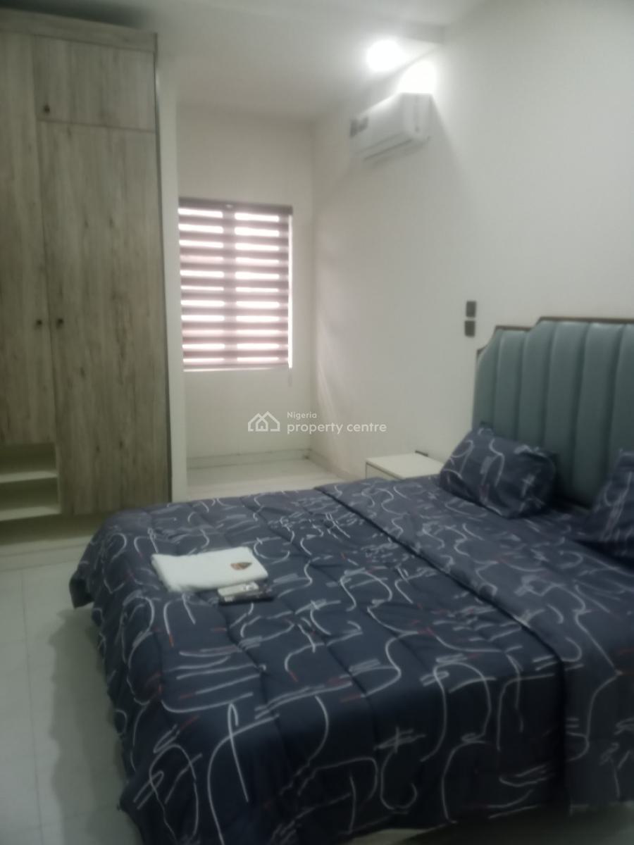Fully Serviced and Exquisitely Furnished 4 Bedroom Terrace Duplex, Royal Pine Estate By 2nd Toll Gate Chevron, Lekki, Lagos, Terraced Duplex Short Let