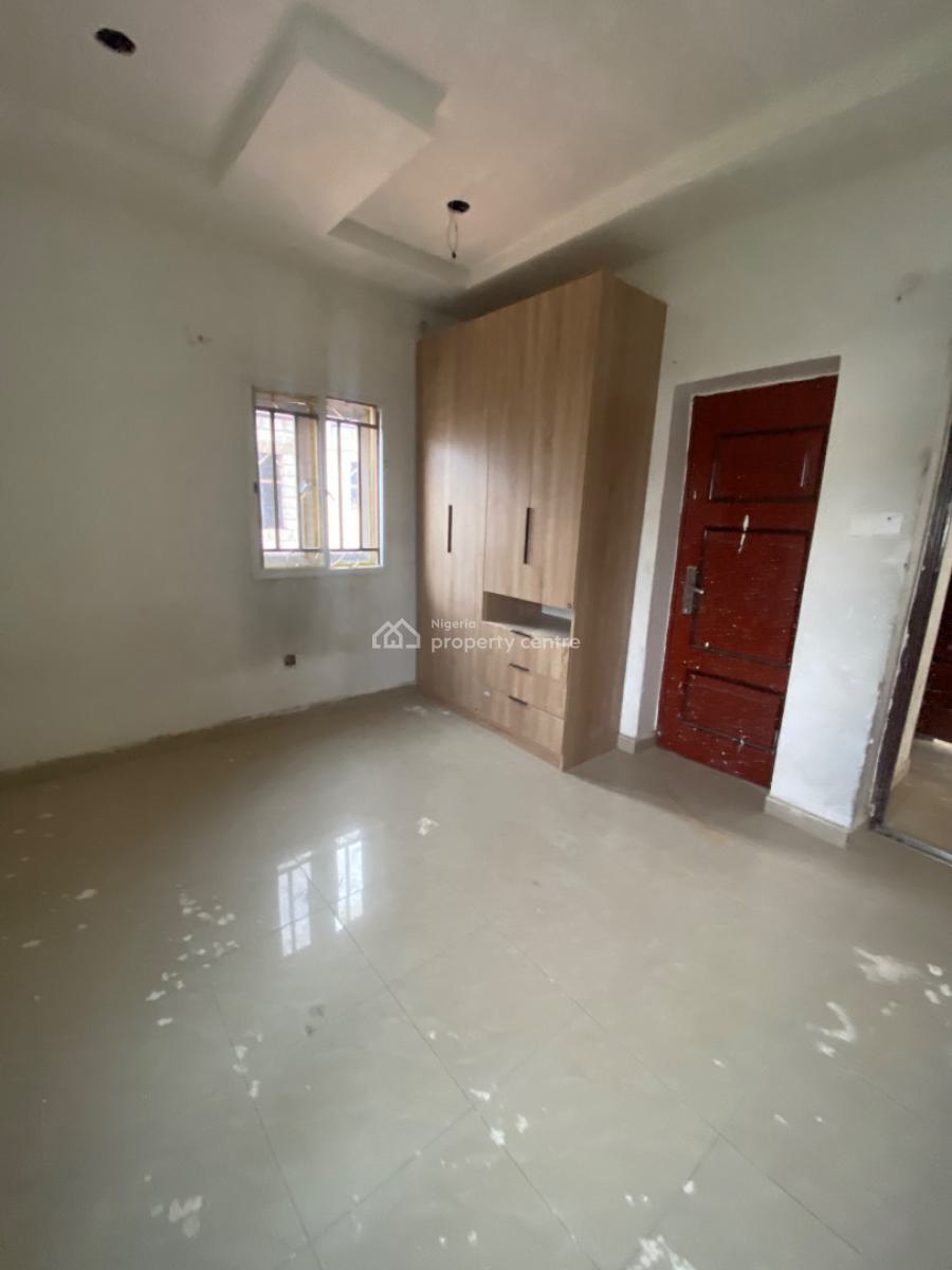 Neatly Built 2 Bedroom Flat, Gwarinpa, Abuja, Flat / Apartment for Rent