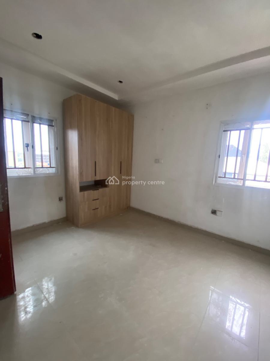 Neatly Built 2 Bedroom Flat, Gwarinpa, Abuja, Flat / Apartment for Rent