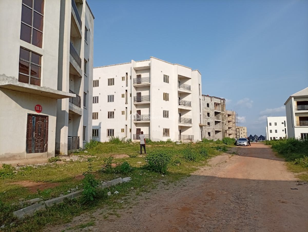 3 Bedrooms Apartment Aso Garden Estate Phase 2 Papas Ground, Beside Papas Ground Opposite Kubwa Federal Housing Bridge, Kubwa, Abuja, Flat / Apartment for Sale