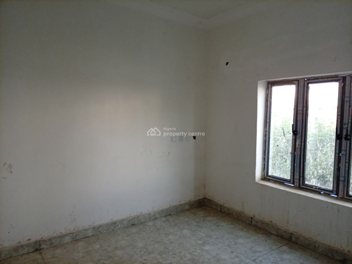 3 Bedrooms Apartment Aso Garden Estate Phase 2 Papas Ground, Beside Papas Ground Opposite Kubwa Federal Housing Bridge, Kubwa, Abuja, Flat / Apartment for Sale