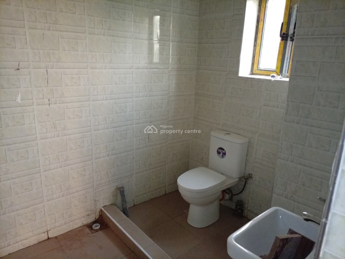 3 Bedrooms Apartment Aso Garden Estate Phase 2 Papas Ground, Beside Papas Ground Opposite Kubwa Federal Housing Bridge, Kubwa, Abuja, Flat / Apartment for Sale