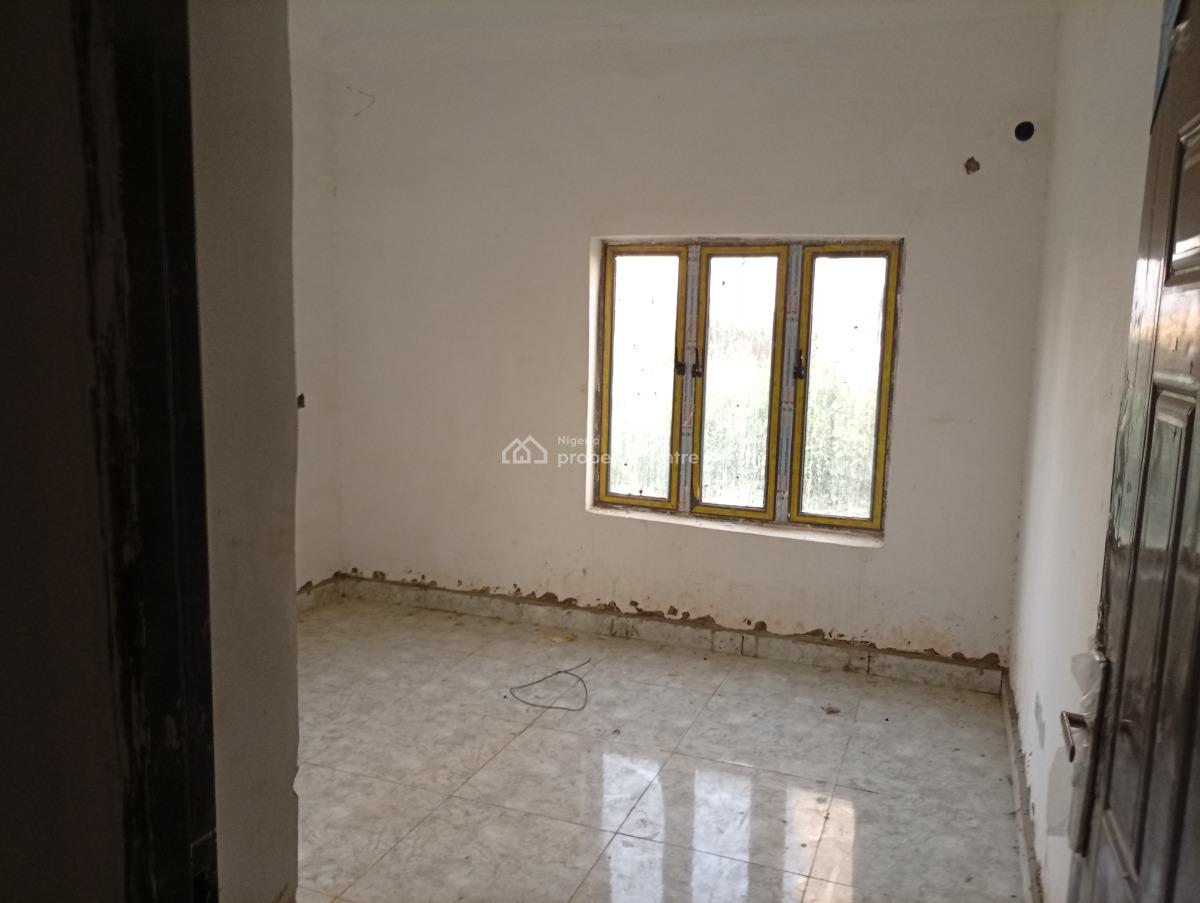 3 Bedrooms Apartment Aso Garden Estate Phase 2 Papas Ground, Beside Papas Ground Opposite Kubwa Federal Housing Bridge, Kubwa, Abuja, Flat / Apartment for Sale