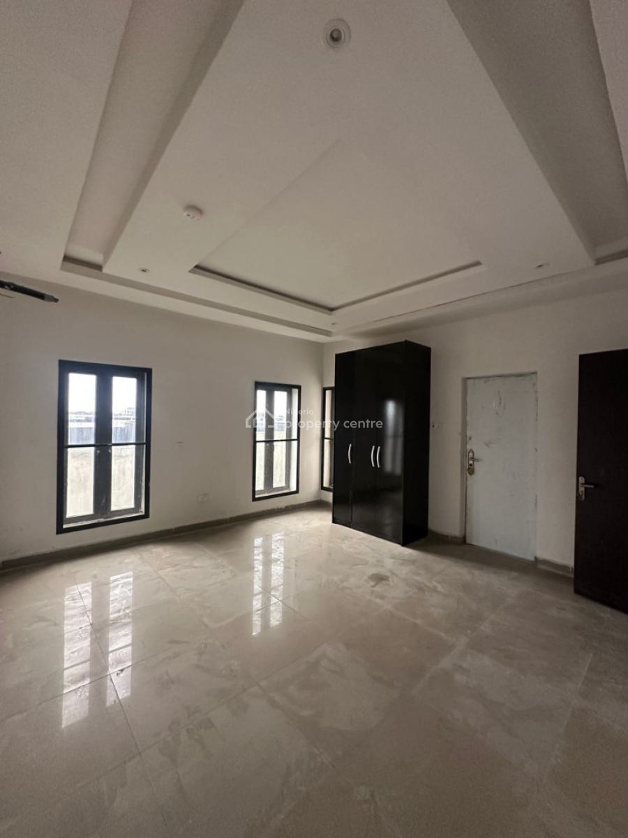 Fully Service 3 Bedroom Apartment with Excellent Facilities (upstairs), Ikota Villa, Ikota, Lekki, Lagos, Flat / Apartment for Rent