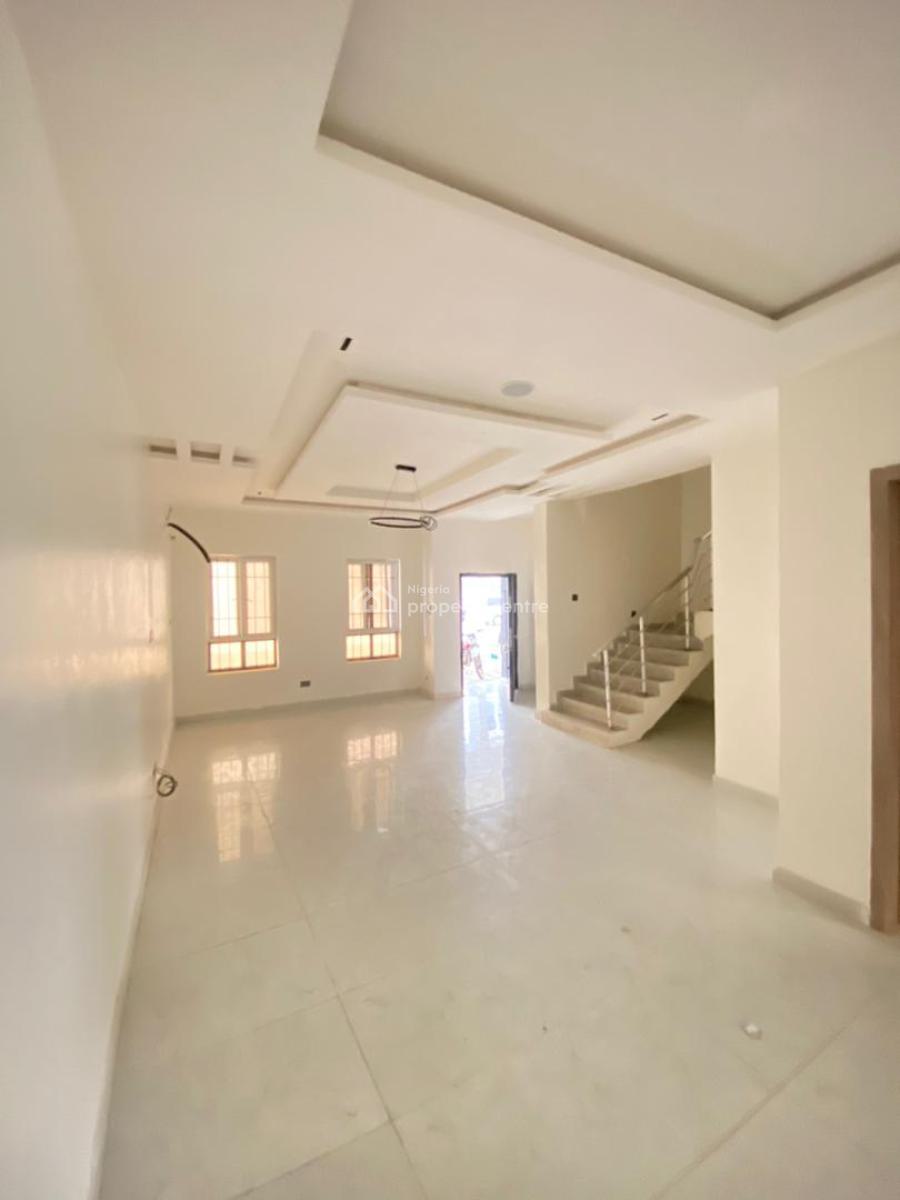 Spacious 3 Bedroom Terrace Duplex with Bq, Ikate, Lekki, Lagos, Terraced Duplex for Rent
