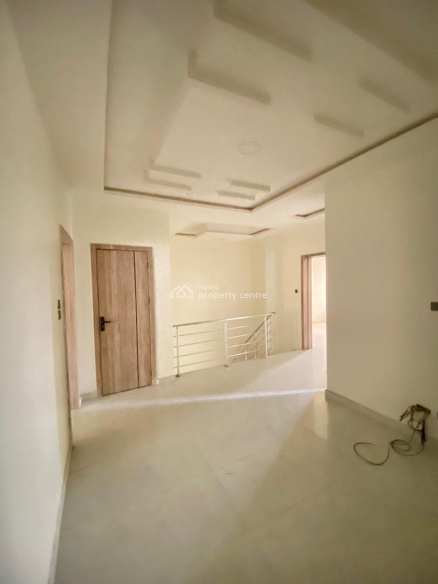 Spacious 3 Bedroom Terrace Duplex with Bq, Ikate, Lekki, Lagos, Terraced Duplex for Rent