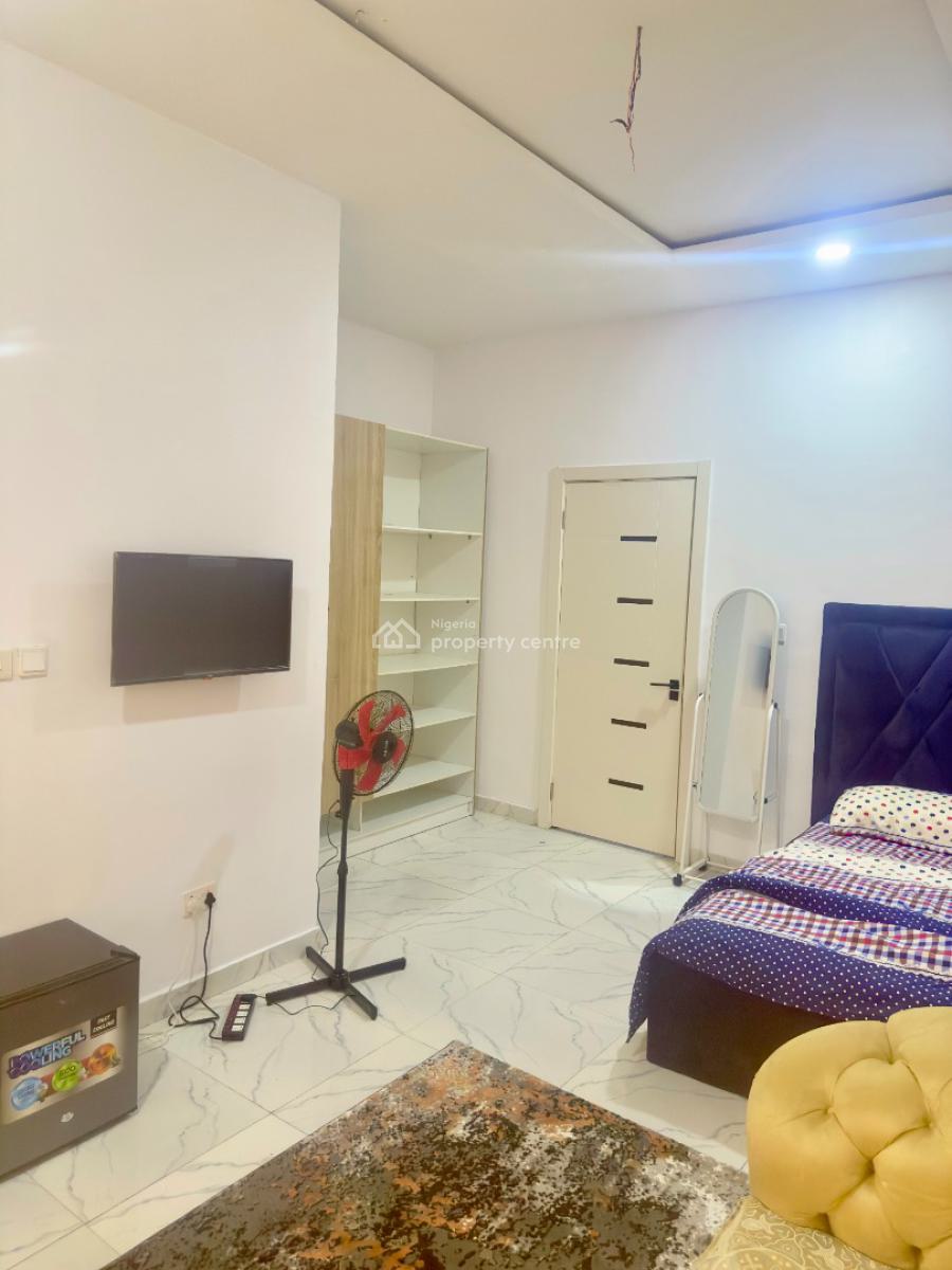 Freshly Baked Shared Bedroom, Spring Gardens Estate, Orchid, Lekki Expressway, Lekki, Lagos, Self Contain (single Rooms) for Rent