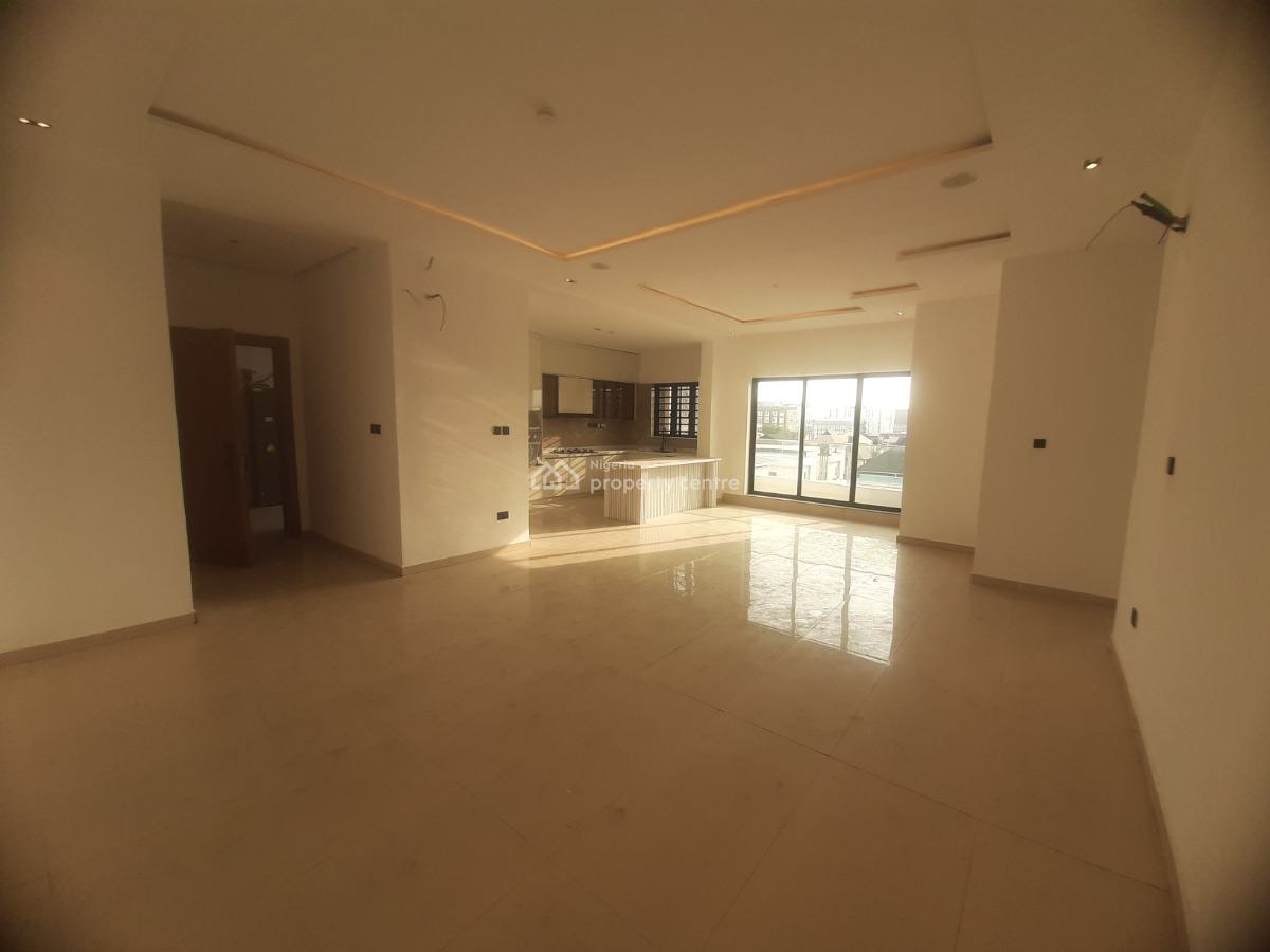 Newly Built and Serviced with 24/7 Power Supply 2 Bedroom En-suite Flat, Lekki Phase 1, Lekki, Lagos, Flat / Apartment for Rent