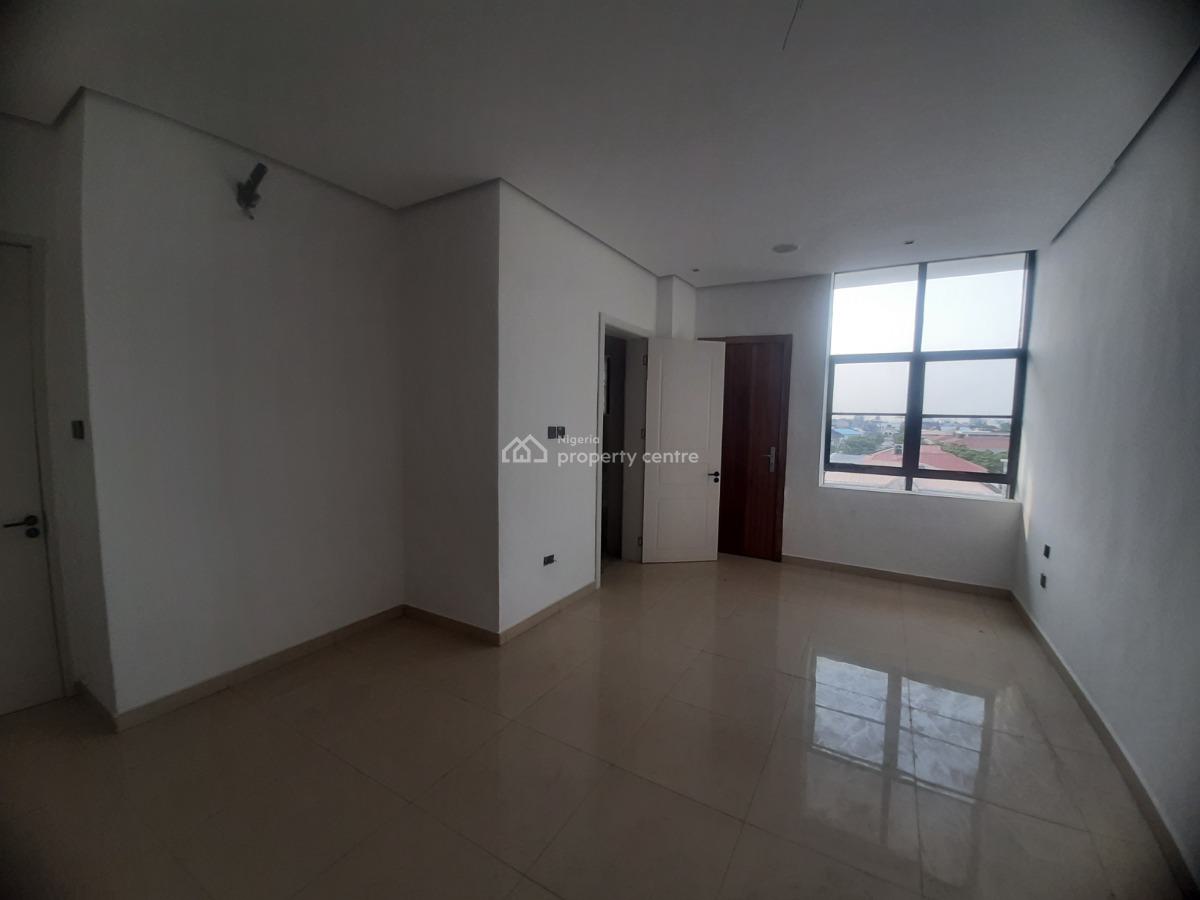 Newly Built and Serviced with 24/7 Power Supply 2 Bedroom En-suite Flat, Lekki Phase 1, Lekki, Lagos, Flat / Apartment for Rent