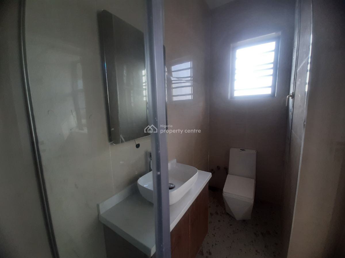 Newly Built and Serviced with 24/7 Power Supply 2 Bedroom En-suite Flat, Lekki Phase 1, Lekki, Lagos, Flat / Apartment for Rent