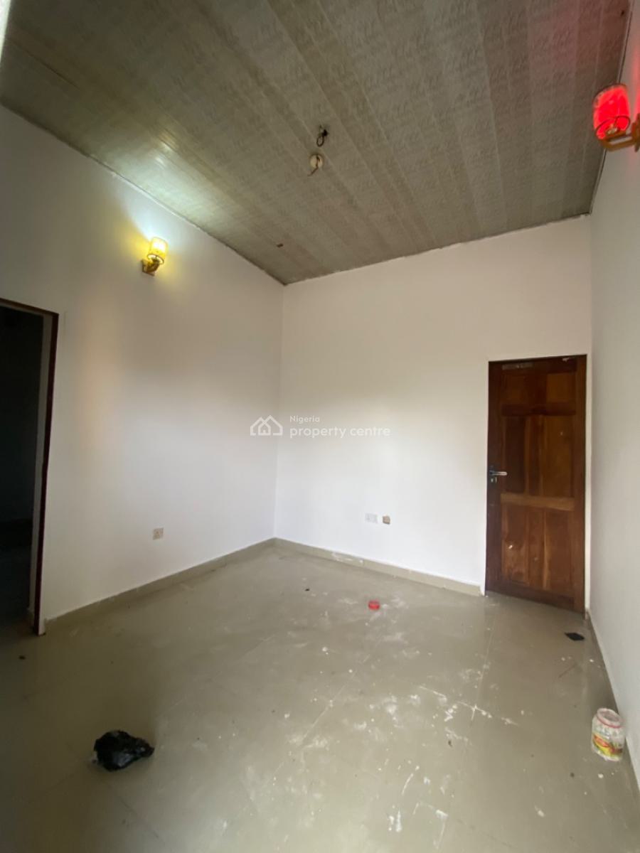 an Executive One Bedroom Flat, Peace Land Ogombo, Off Abraham Adesanya Ajah, Lekki, Lagos, Mini Flat (room and Parlour) for Rent