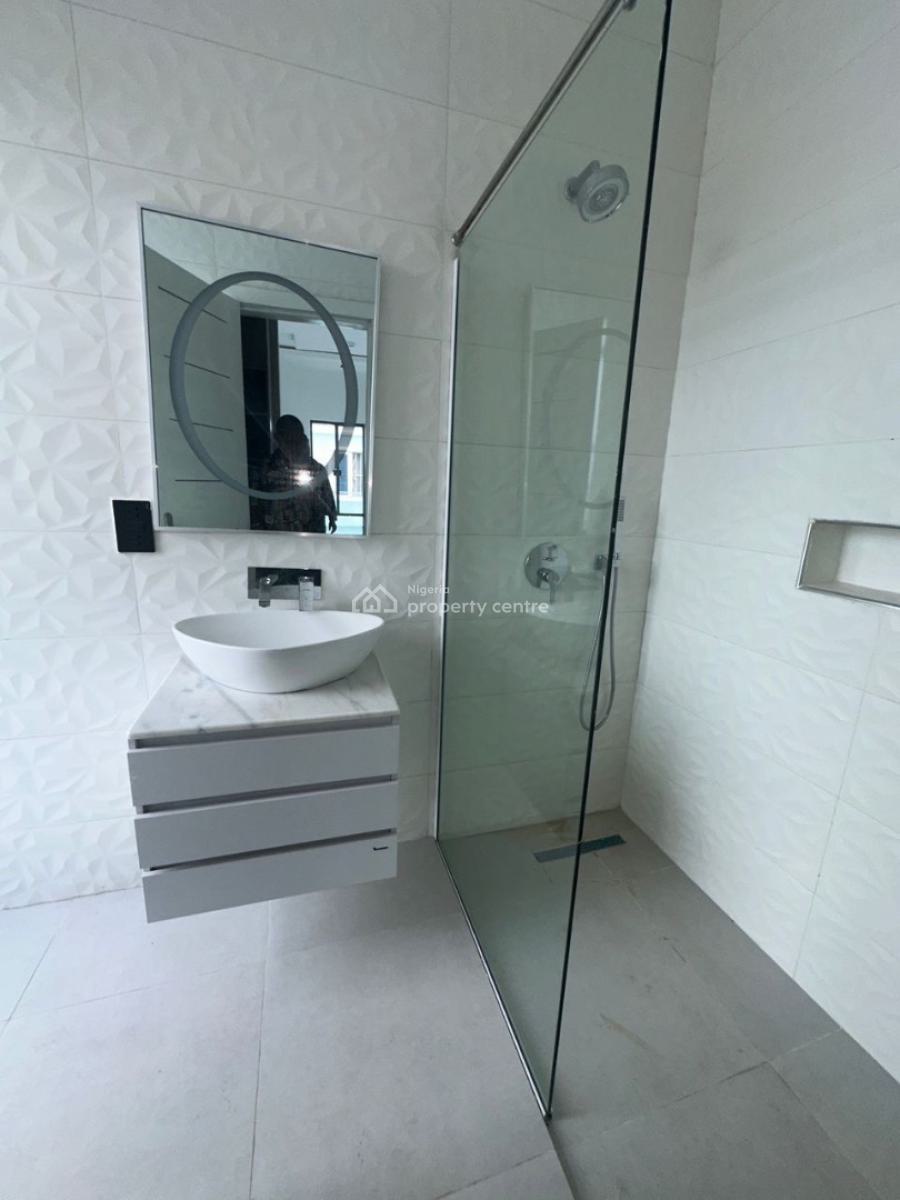 5 Bedroom Terrace Duplex with Bq, Osapa, Lekki, Lagos, Terraced Duplex for Sale