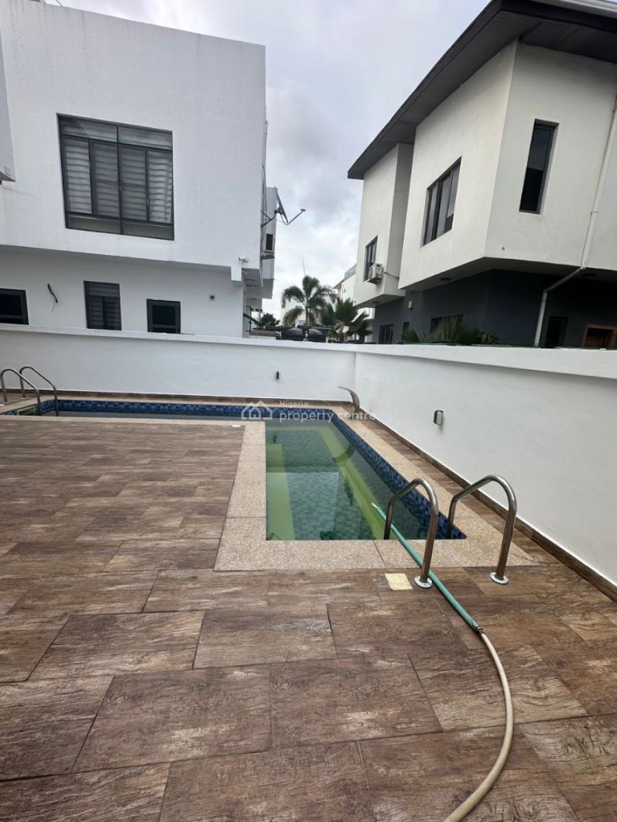 5 Bedroom Terrace Duplex with Bq, Osapa, Lekki, Lagos, Terraced Duplex for Sale