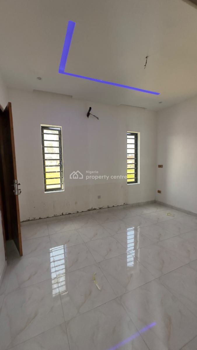 Stylishly Finished 2 Bedroom Apartment, Bridgegate Estate, Agungi, Lekki, Lagos, Flat / Apartment for Sale