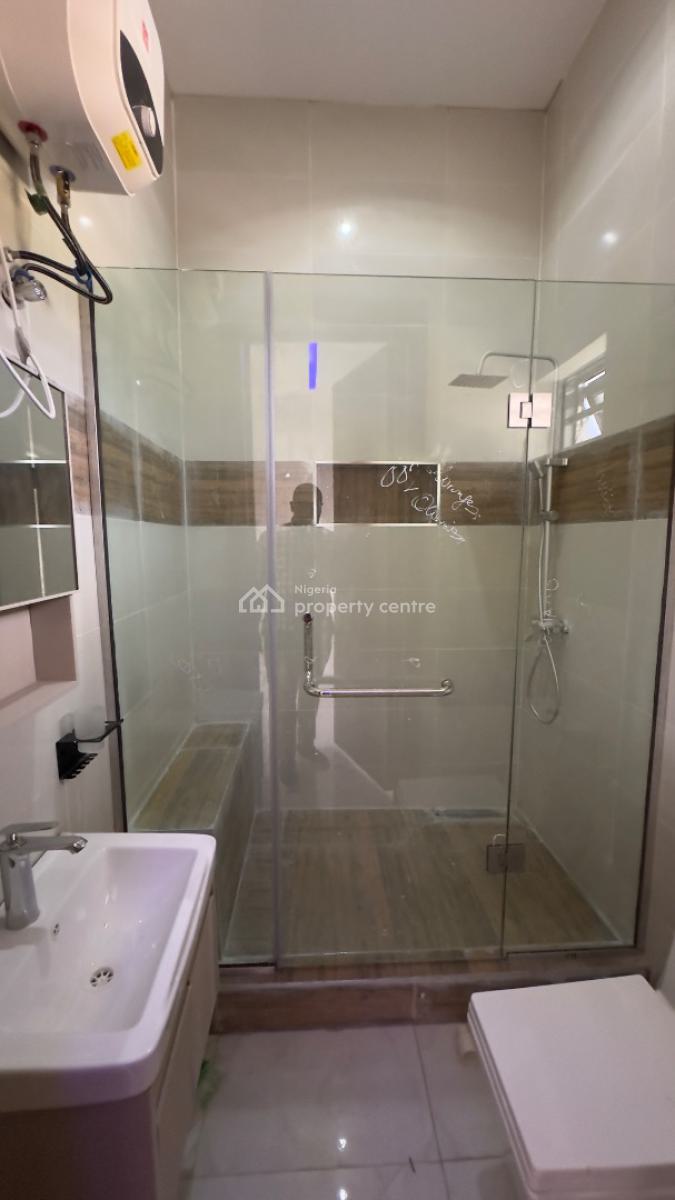 Stylishly Finished 2 Bedroom Apartment, Bridgegate Estate, Agungi, Lekki, Lagos, Flat / Apartment for Sale