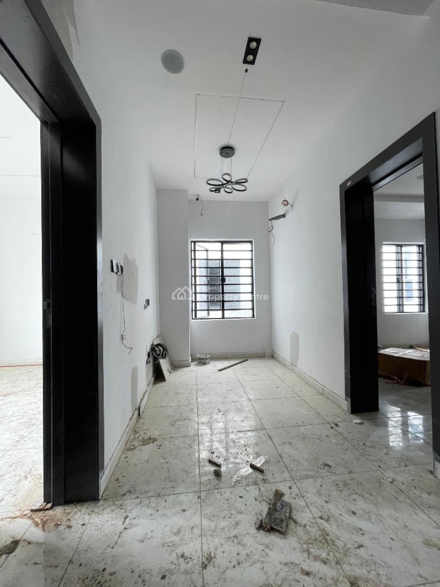 Beautifully Built 4 Bedroom with Bq and in a Secured Estate., Lekki, Lekki, Lagos, House for Sale
