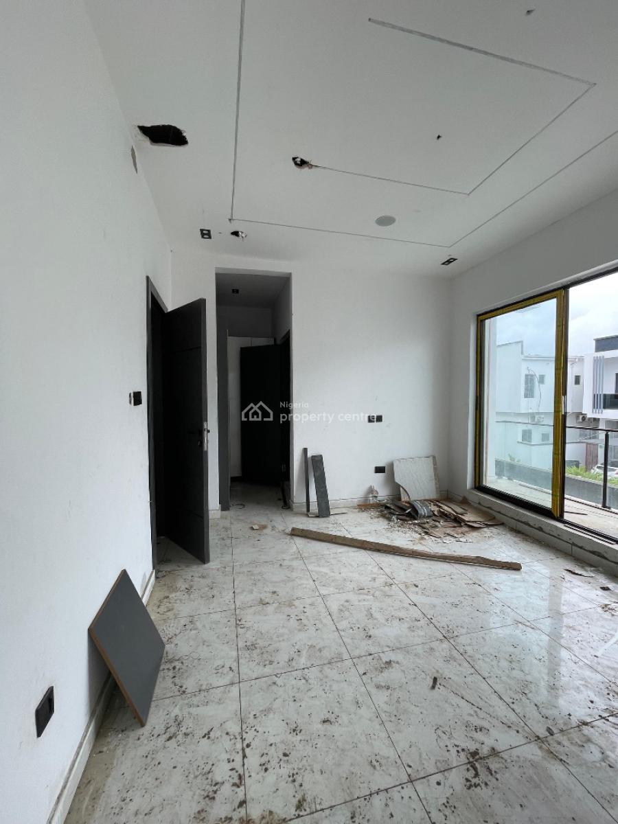 Beautifully Built 4 Bedroom with Bq and in a Secured Estate., Lekki, Lekki, Lagos, House for Sale