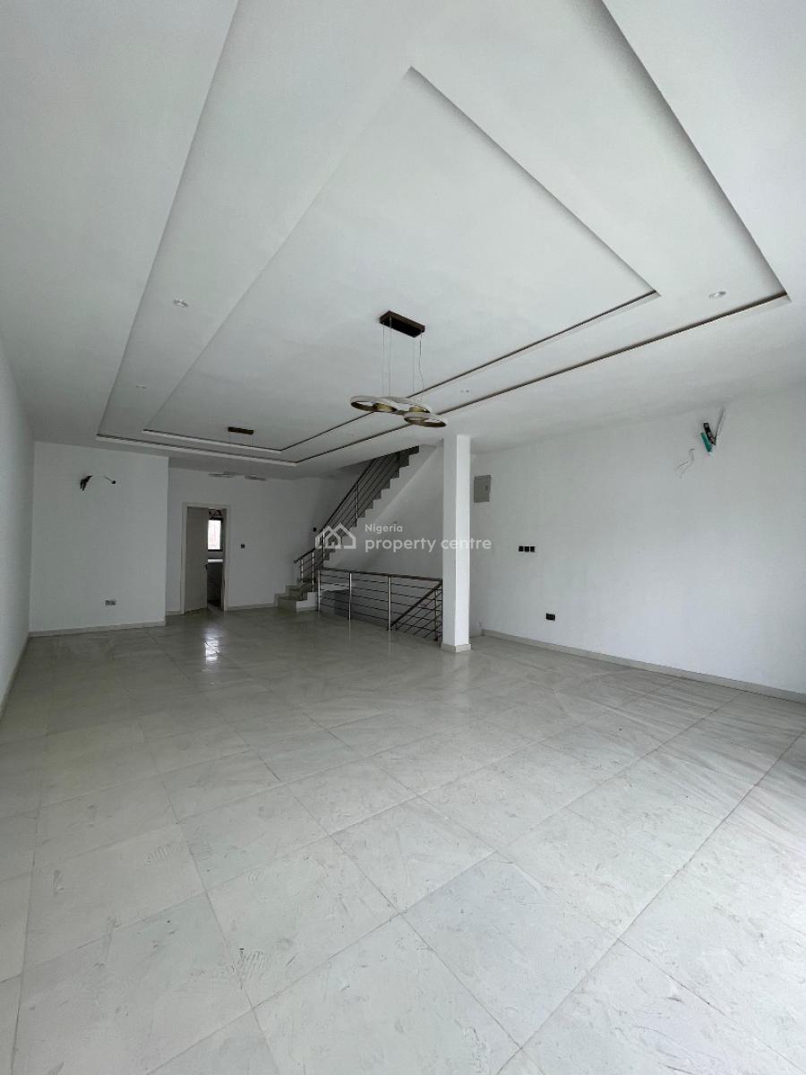 a Stunning 4 Bedroom with Bq and in a Secured Estate., Lekki, Lekki, Lagos, House for Sale