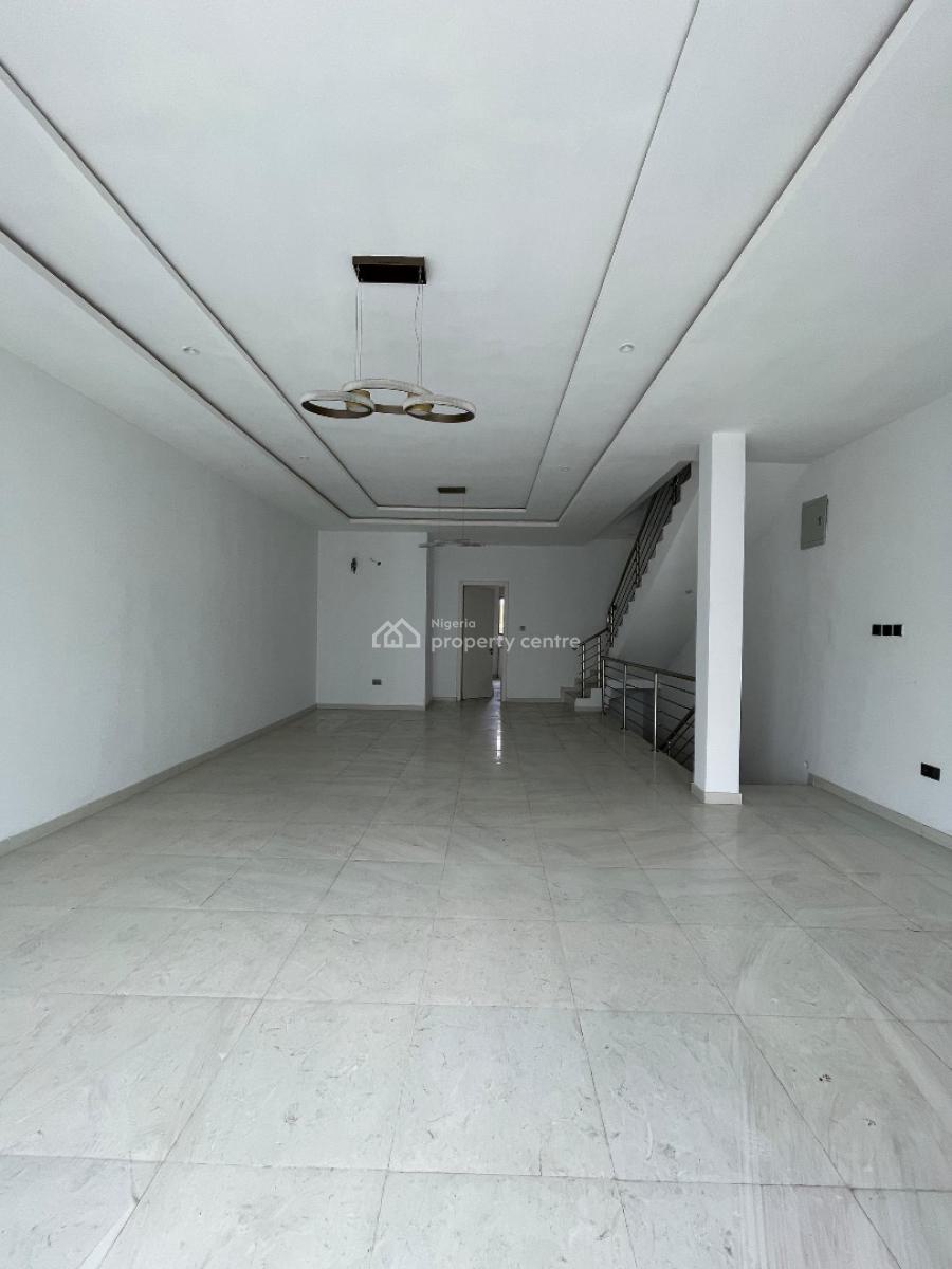a Stunning 4 Bedroom with Bq and in a Secured Estate., Lekki, Lekki, Lagos, House for Sale