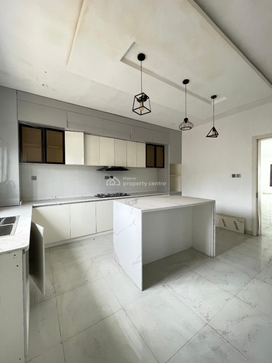 a Stunning 4 Bedroom with Bq and in a Secured Estate., Lekki, Lekki, Lagos, House for Sale