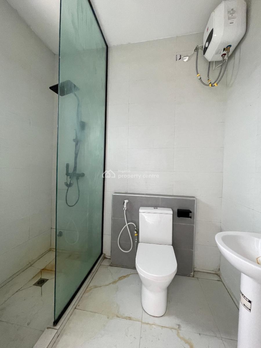 a Stunning 4 Bedroom with Bq and in a Secured Estate., Lekki, Lekki, Lagos, House for Sale