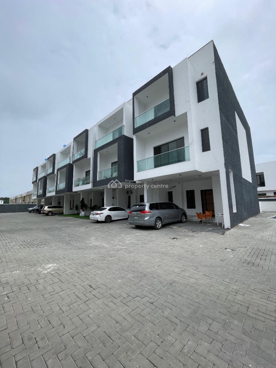 a Stunning 4 Bedroom with Bq and in a Secured Estate., Lekki, Lekki, Lagos, House for Sale